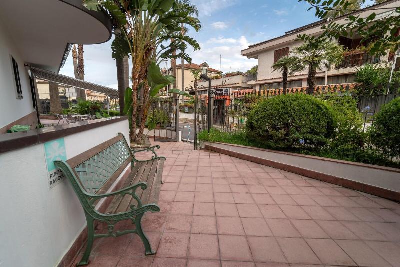 Hotel Il Ceppo Agropoli Exterior foto