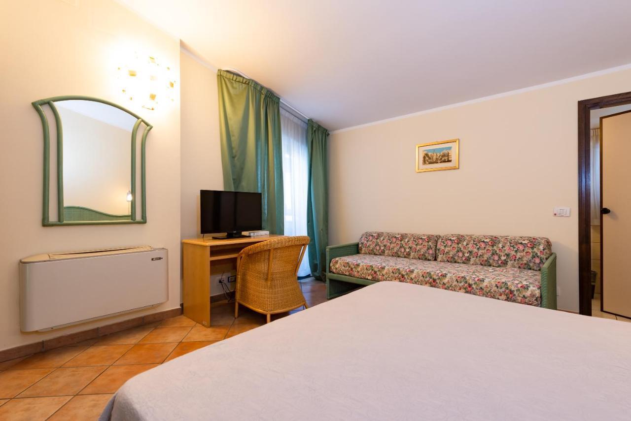 Hotel Il Ceppo Agropoli Exterior foto