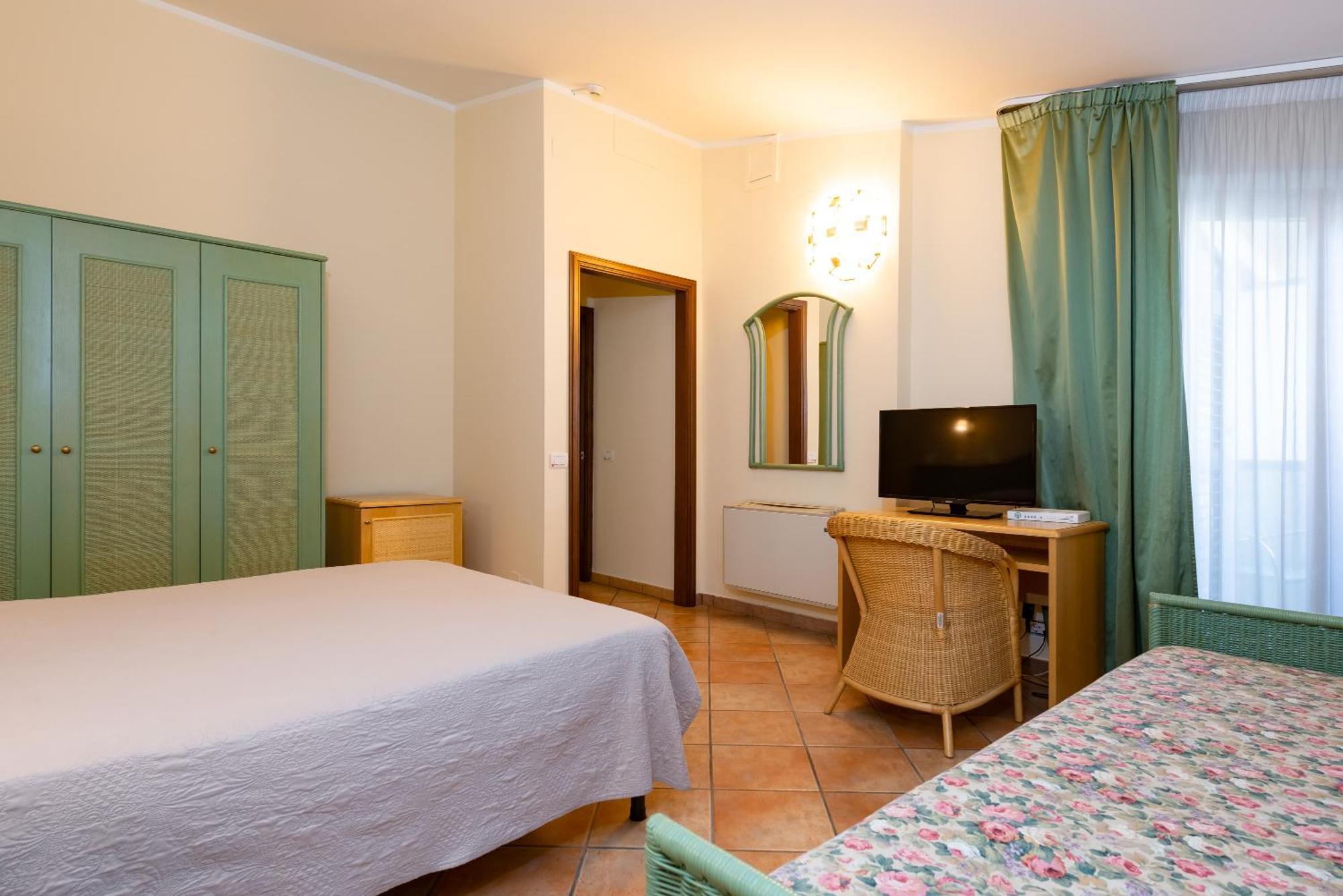 Hotel Il Ceppo Agropoli Exterior foto